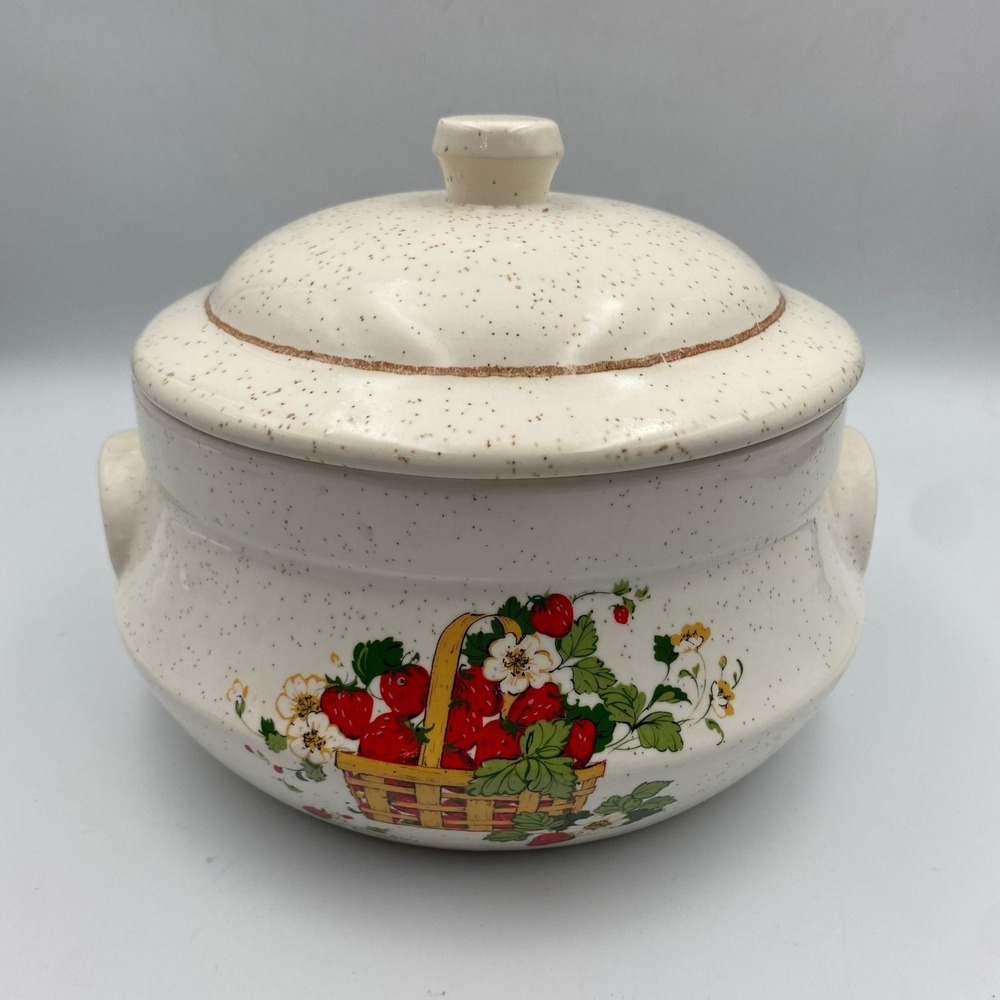 Vintage Speckled Ceramic Strawberry Basket Bean Pot Lidded Soup Tureen Cream